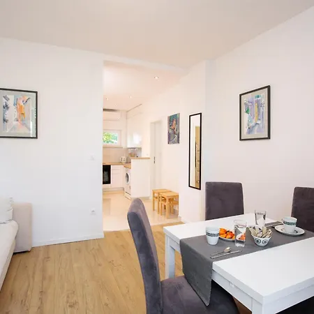 Apartment Santa Fuma