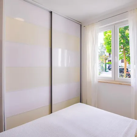 Santa Fuma Apartment *
